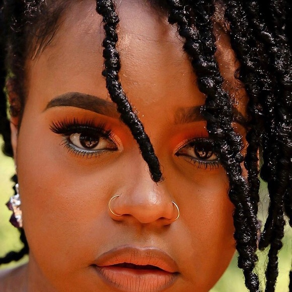 Meet your Posher, Imani - Picture 3 of 3